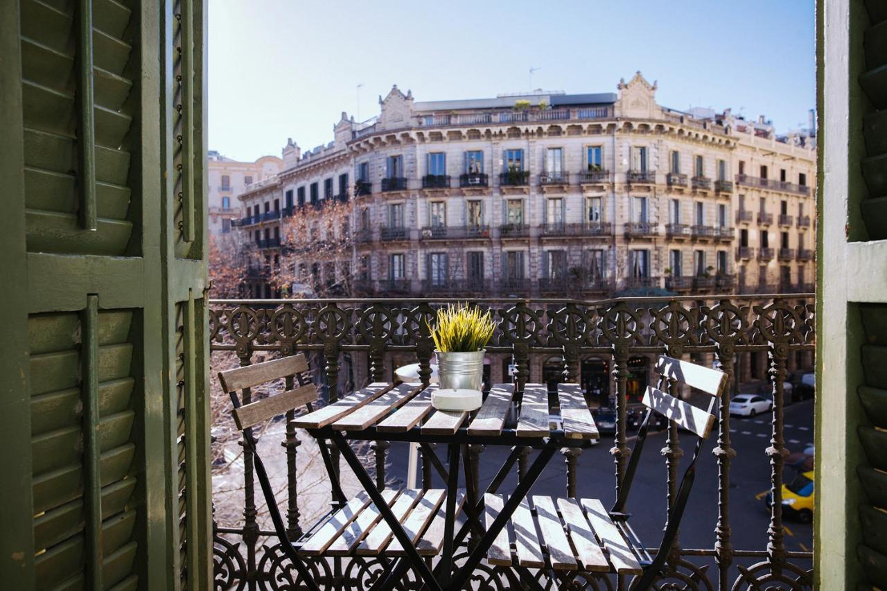 Hostal Eixample Barcelona Exterior photo